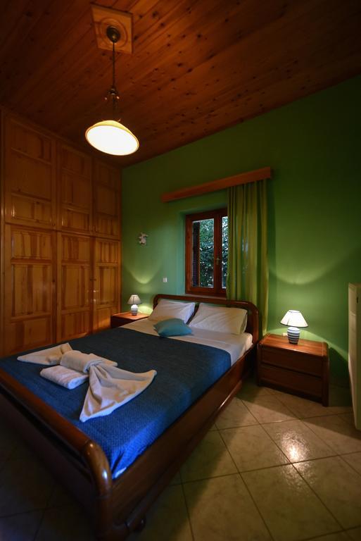 Villa Onar A Stone House With Amazing View Stoúpa Exterior foto