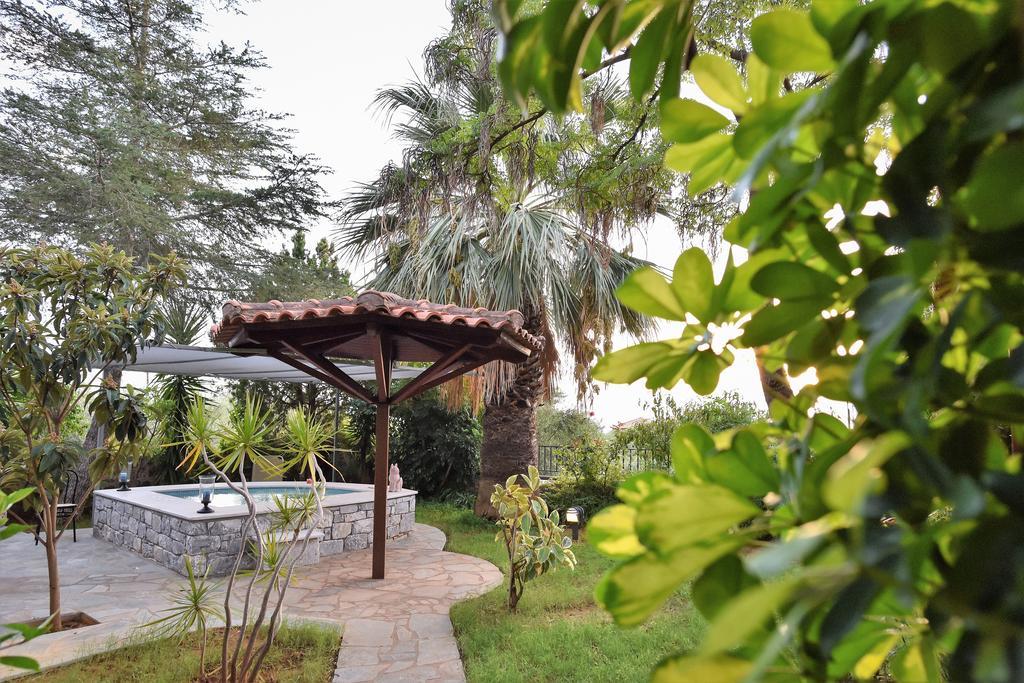 Villa Onar A Stone House With Amazing View Stoúpa Exterior foto