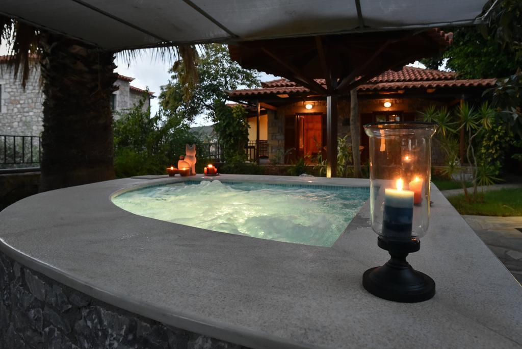 Villa Onar A Stone House With Amazing View Stoúpa Exterior foto